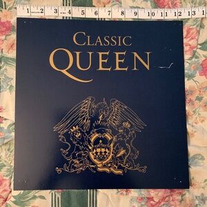 Queen "Classic Queen" poster flat